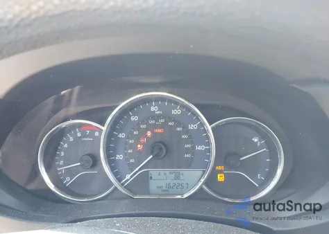 2016 Toyota Corolla Le z USA, uszkodzony, nr VIN 2T1BURHEXGC736106